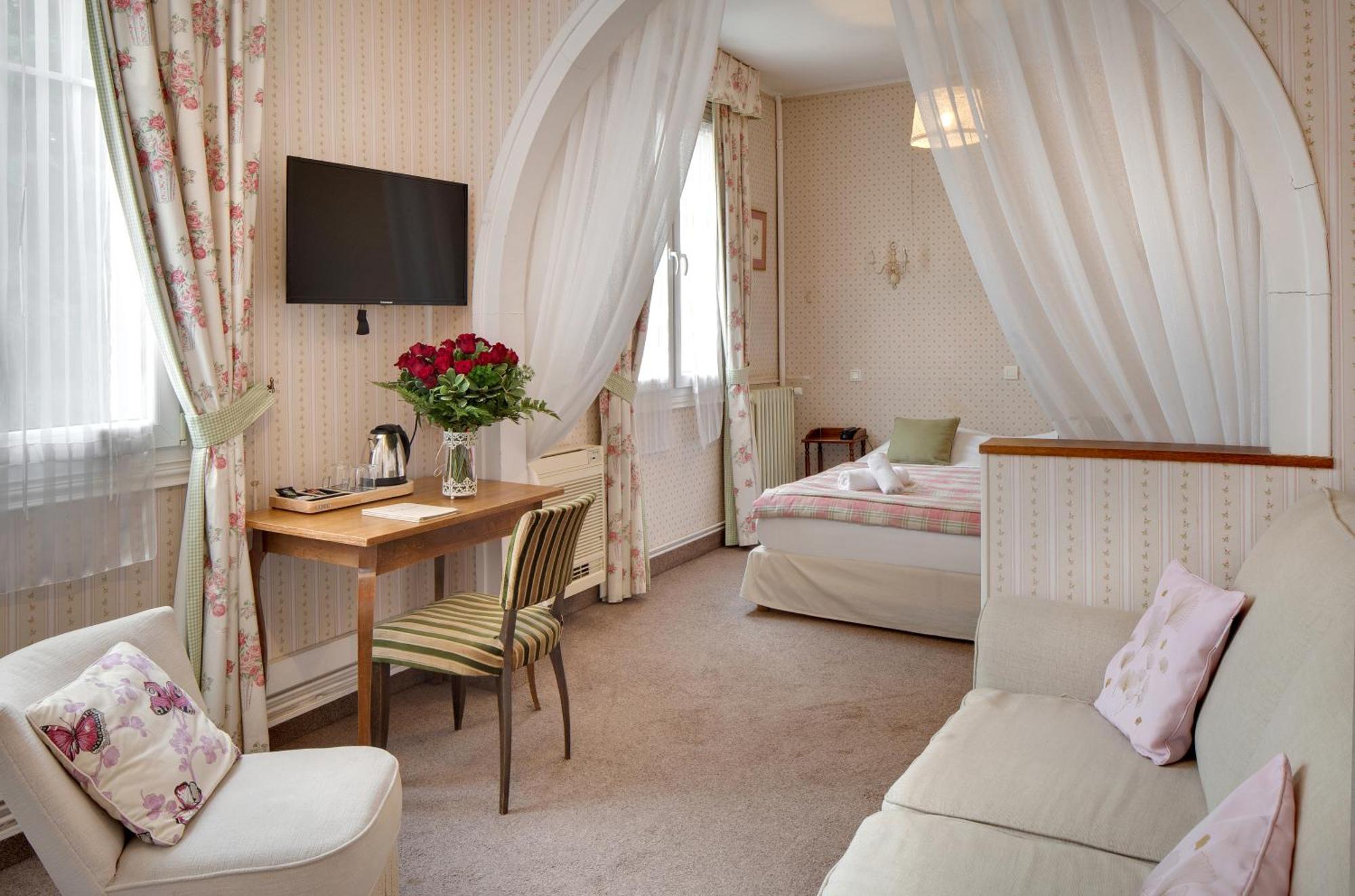 Hotel La Roseraie Chenonceaux Exterior photo